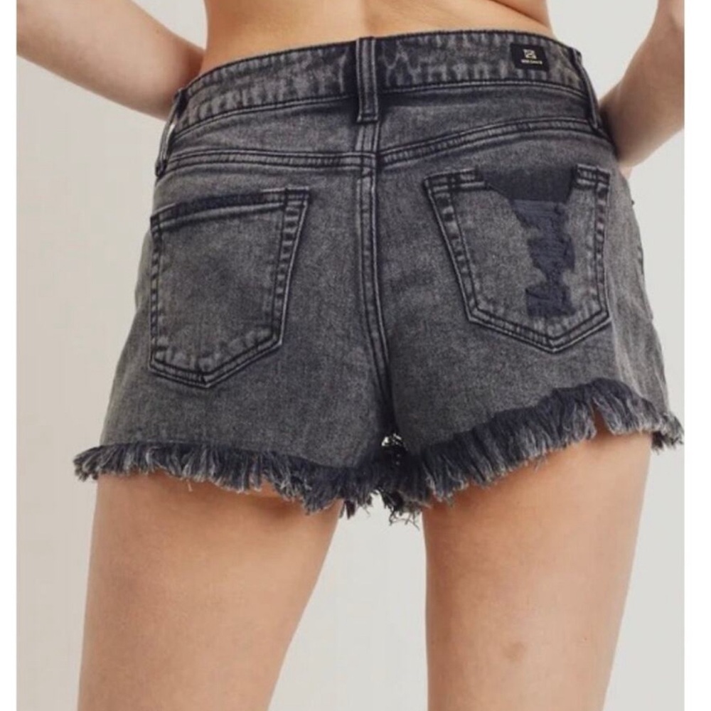Anthropologie Letters to Juliet gray distressed denim shorts NWT SIZE medium